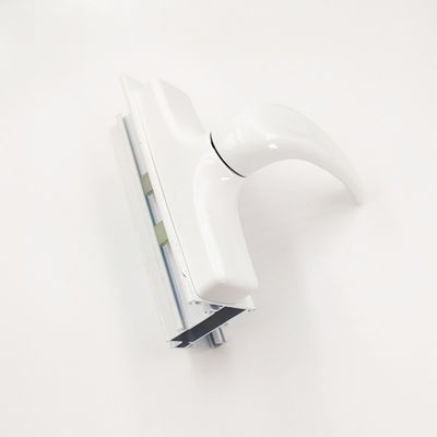 Puertas y ventanas con mangos de aluminio con colores personalizables