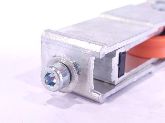 Rollo de ventana de puerta de alta carga marrón para aleación de aluminio y zinc