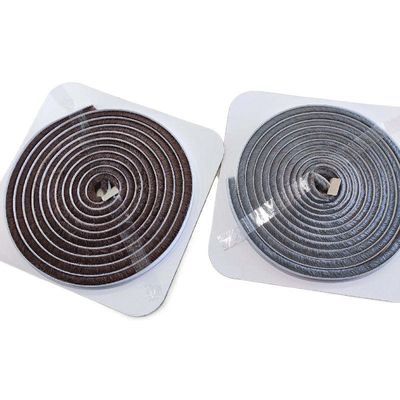 Ventana corredera con sello de pincel de desmontaje con cinta adhesiva de fusión en caliente y función insonorizada