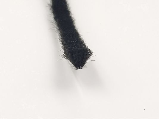 7*10mm Alturas de pila 3-25mm Pincelas de silicona para sellar puertas en colores NEGRO/GRIJO/MARONO/BLANCO