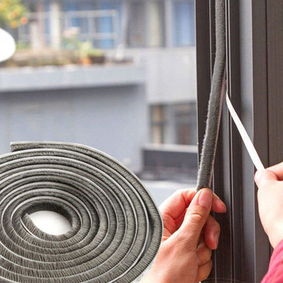 Diseño moderno de puertas de fondo de sello de la franja a prueba de polvo y a prueba de agua con ventana pila de las franjas climáticas