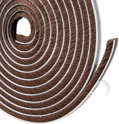Fácil de instalar Pile de lana, gominola de cepillo impermeable, sello climático, correa de sellado de puertas y ventanas en negro/gris/marrón/blanco/otros colores