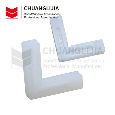Junto de esquina de diseño moderno de plástico para accesorios de marco de ventana de pantalla de aluminio